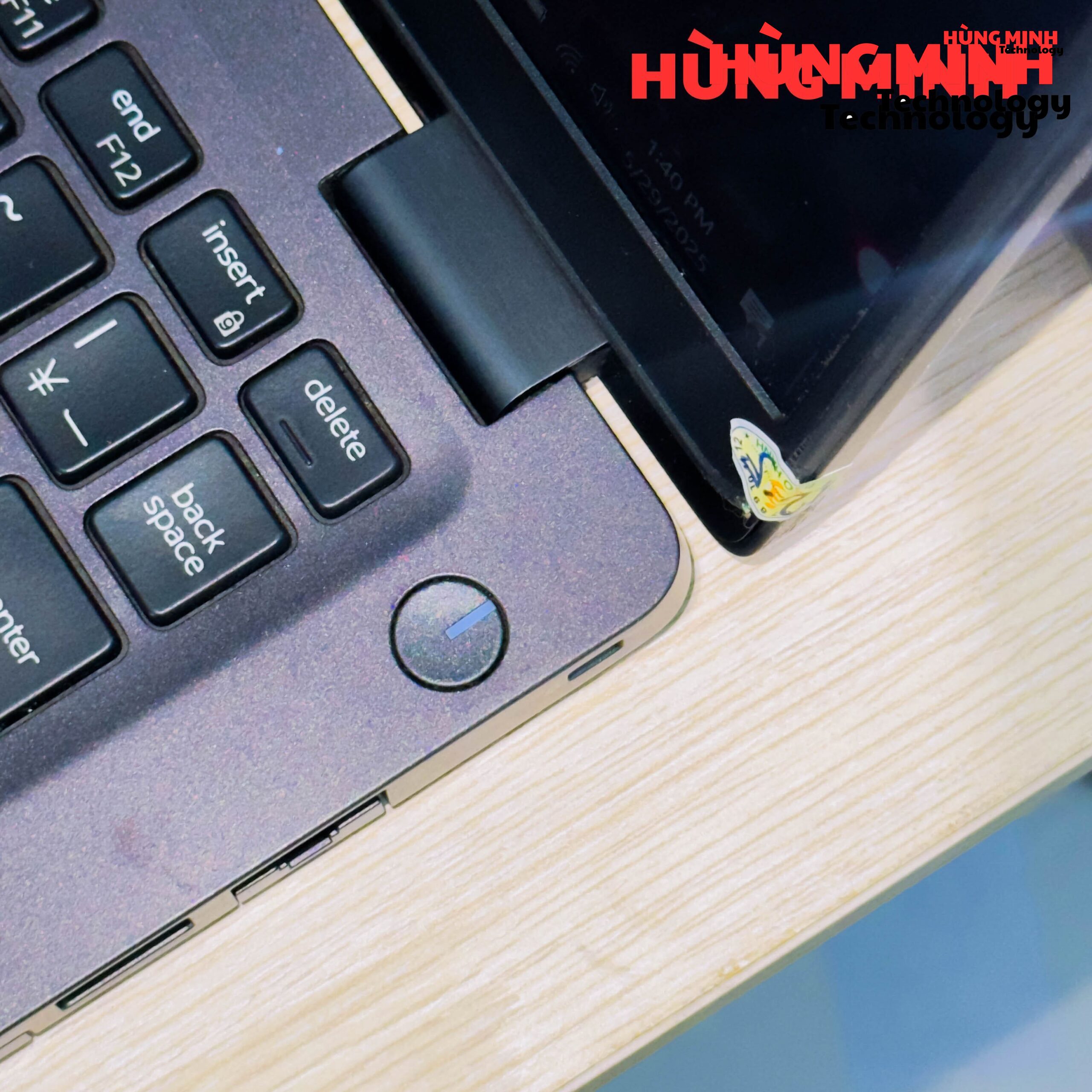 Dell_Latitude_5300 (1)